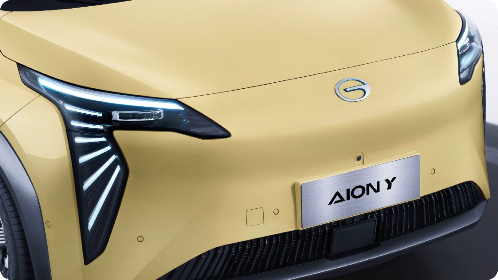 Faróis exclusivos "Angel Wing" marcante e icônico